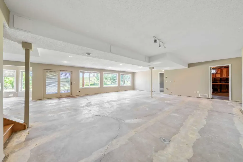 258098 48 Street W Rural Foothills County AB T1S 1A2