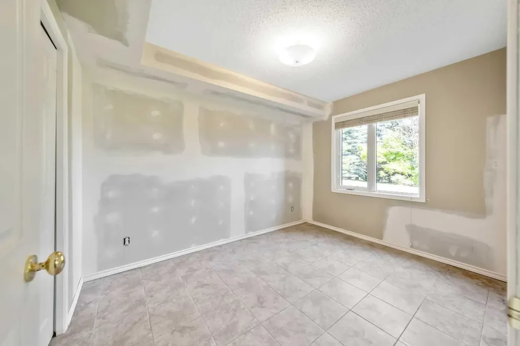 258098 48 Street W Rural Foothills County AB T1S 1A2