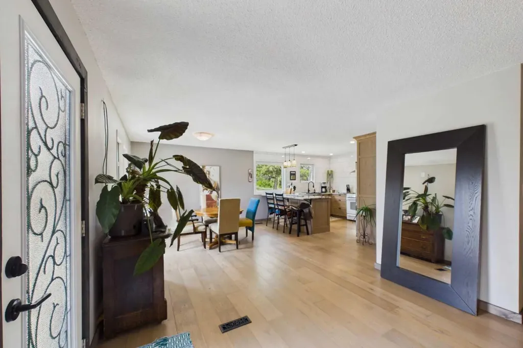 2168 587 Highway Bowden AB T0M 0K0
