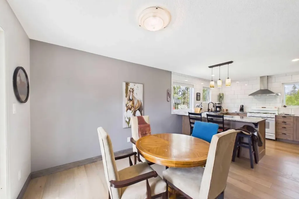 2168 587 Highway Bowden AB T0M 0K0
