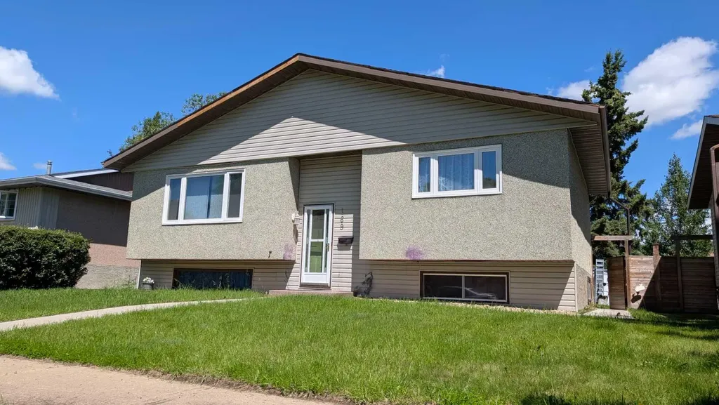 169 Mt. Pleasant Drive Camrose AB T4V 3H8