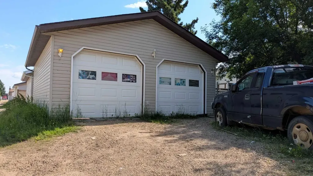 169 Mt. Pleasant Drive Camrose AB T4V 3H8