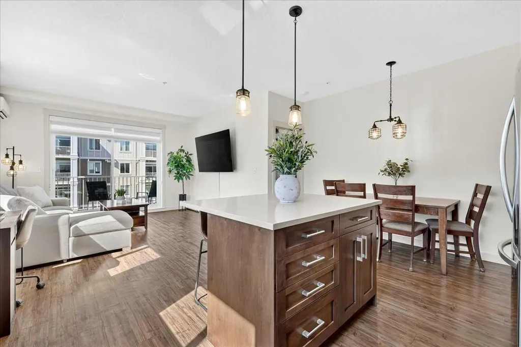 522 Cranford Drive SE Calgary AB T3M 2L7