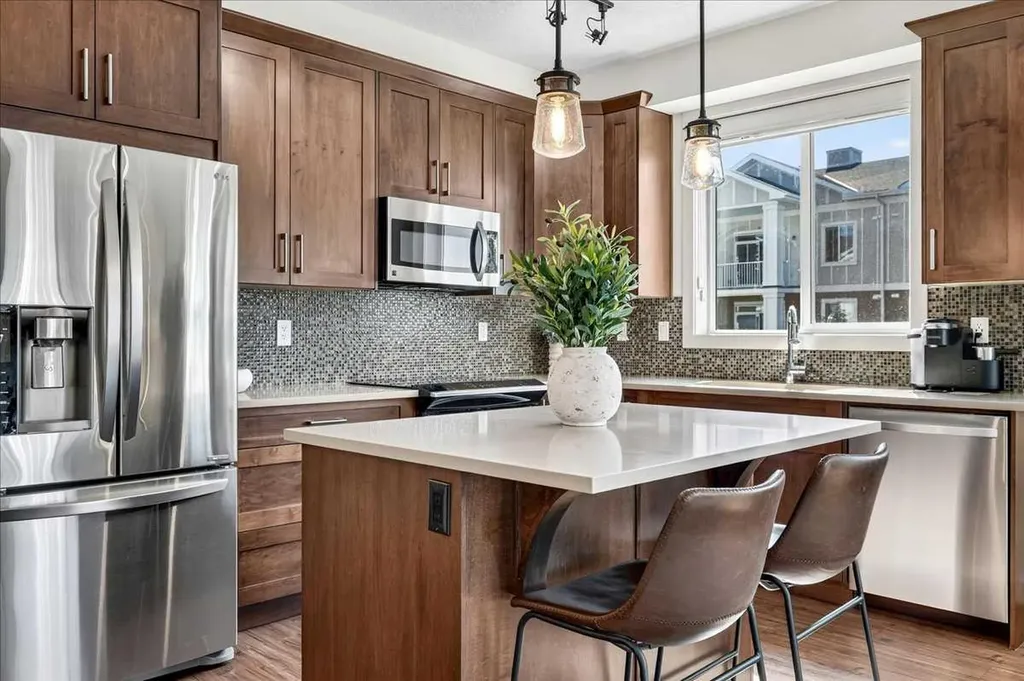 522 Cranford Drive SE Calgary AB T3M 2L7