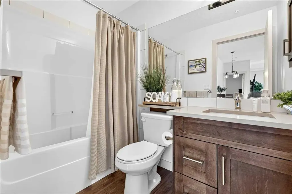 522 Cranford Drive SE Calgary AB T3M 2L7