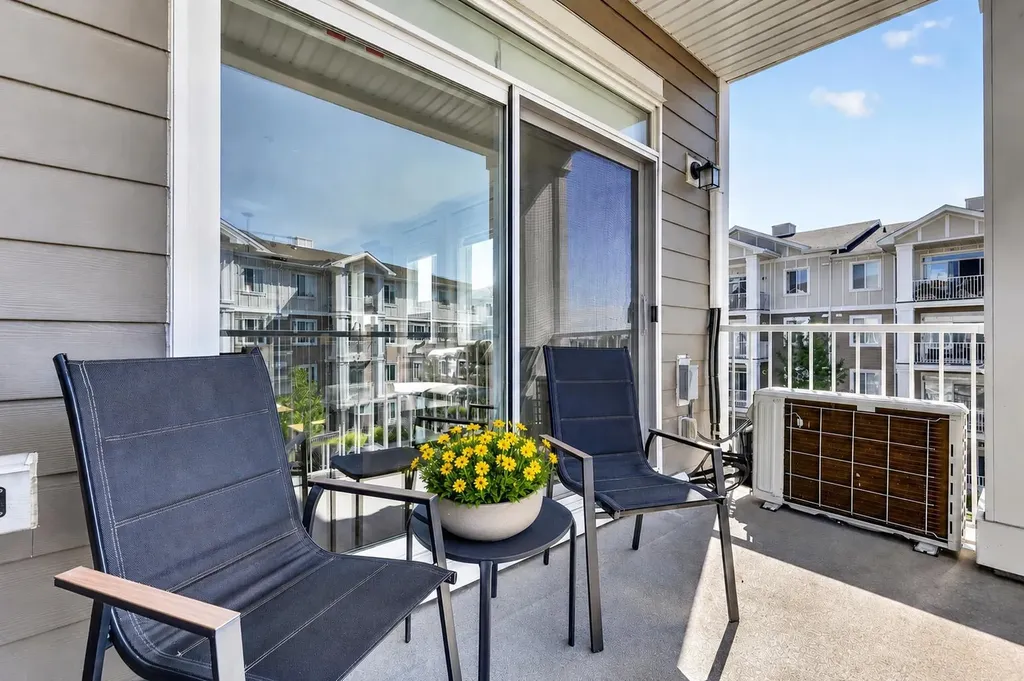 522 Cranford Drive SE Calgary AB T3M 2L7