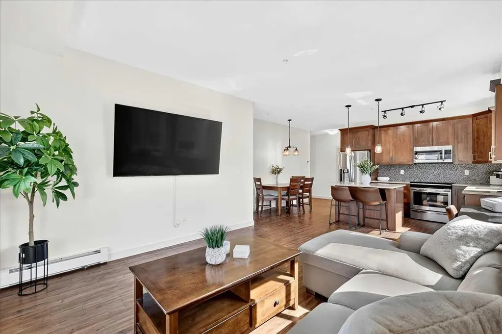 522 Cranford Drive SE Calgary AB T3M 2L7