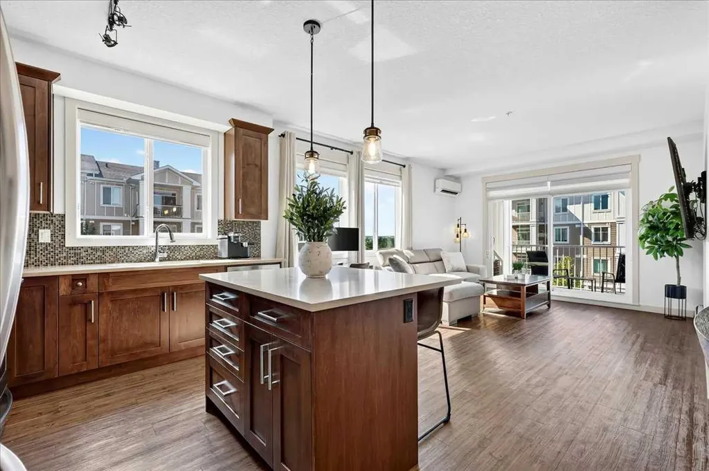 522 Cranford Drive SE Calgary AB T3M 2L7