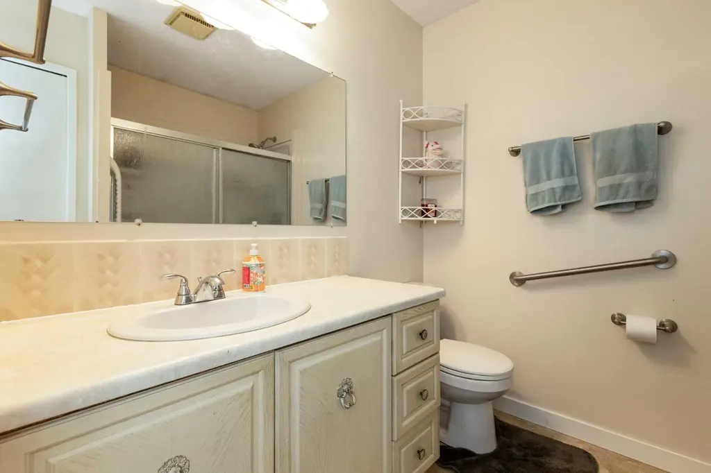 4003 53 Avenue Innisfail AB T4G 1G4