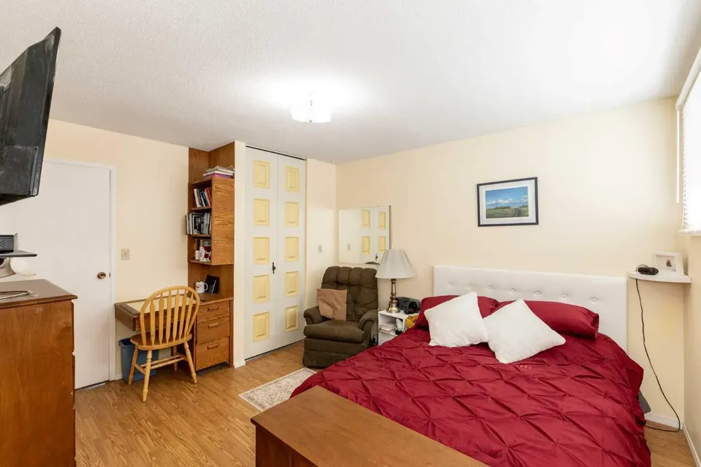 4003 53 Avenue Innisfail AB T4G 1G4