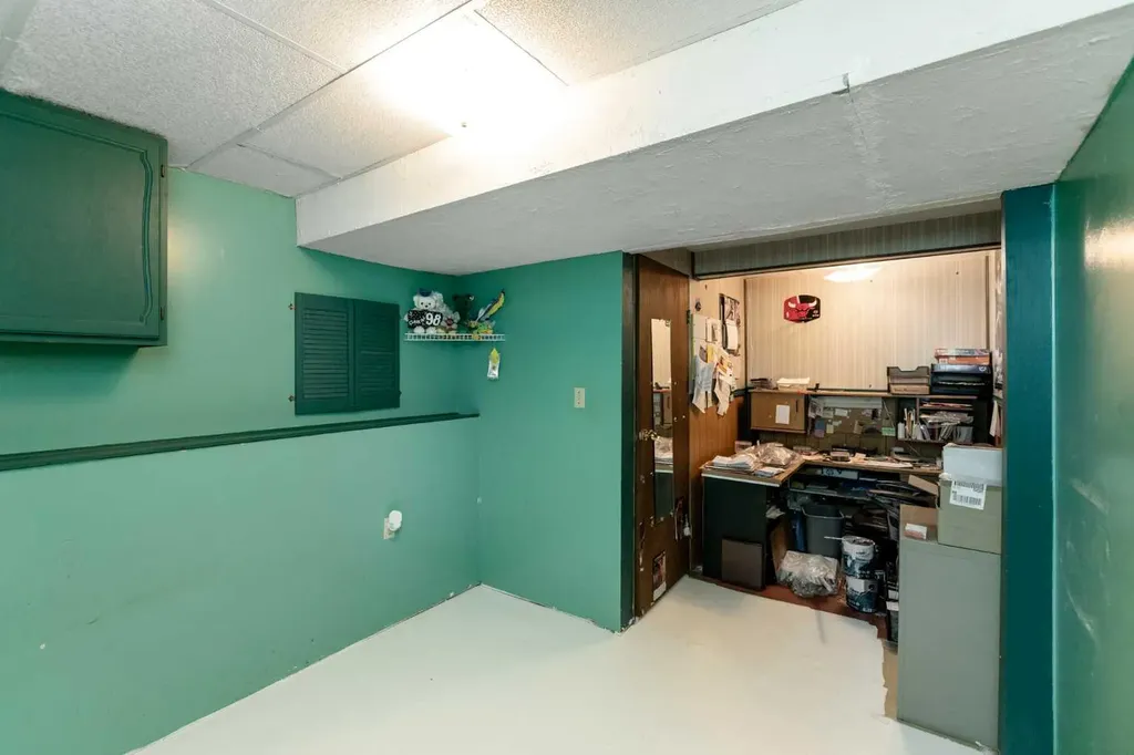 4003 53 Avenue Innisfail AB T4G 1G4