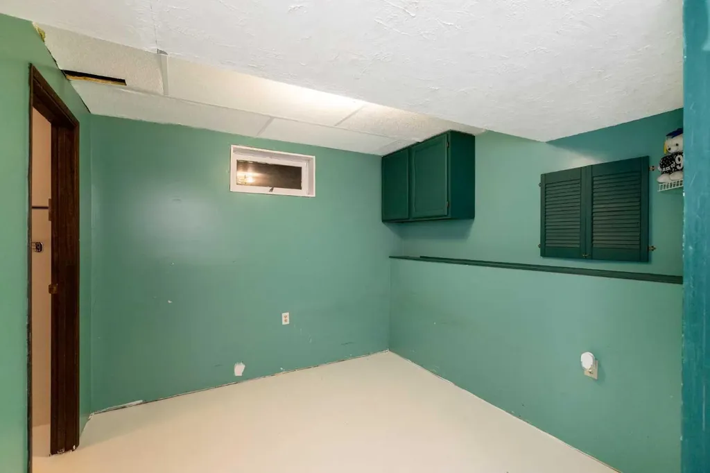 4003 53 Avenue Innisfail AB T4G 1G4