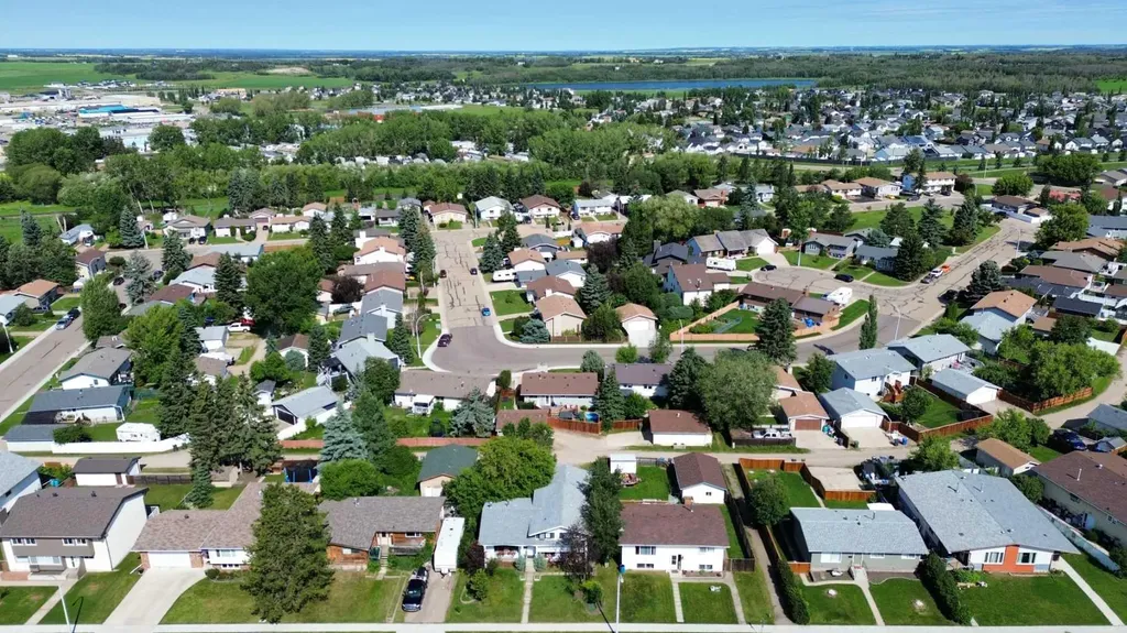 4003 53 Avenue Innisfail AB T4G 1G4