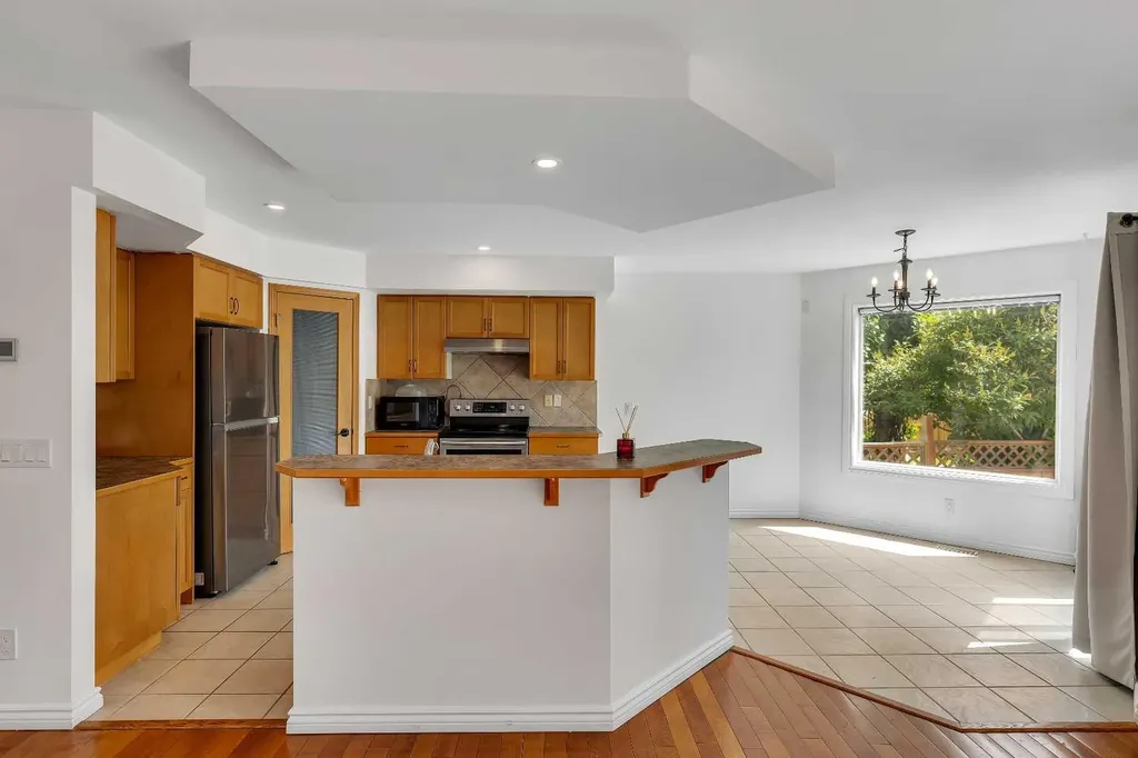 167 Valley Crest Close NW Calgary AB T3B 5X3