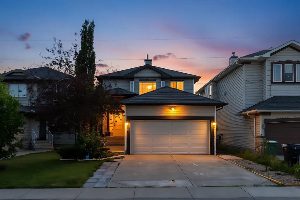 167 Valley Crest Close NW Calgary AB T3B 5X3