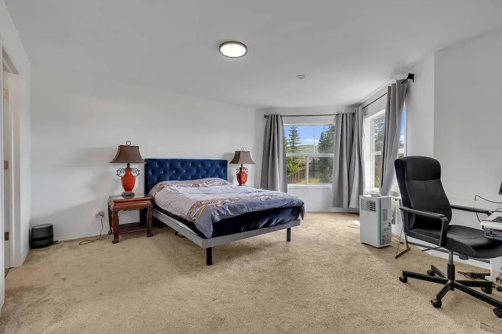 167 Valley Crest Close NW Calgary AB T3B 5X3