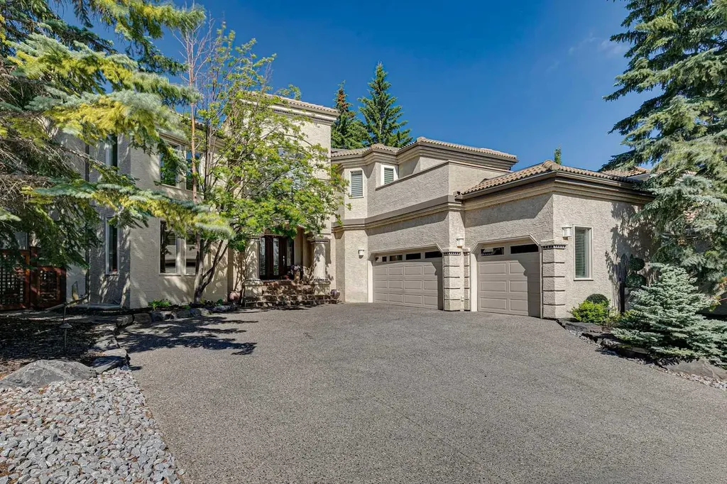 48 Patterson Mews SW Calgary AB T3H 2C6