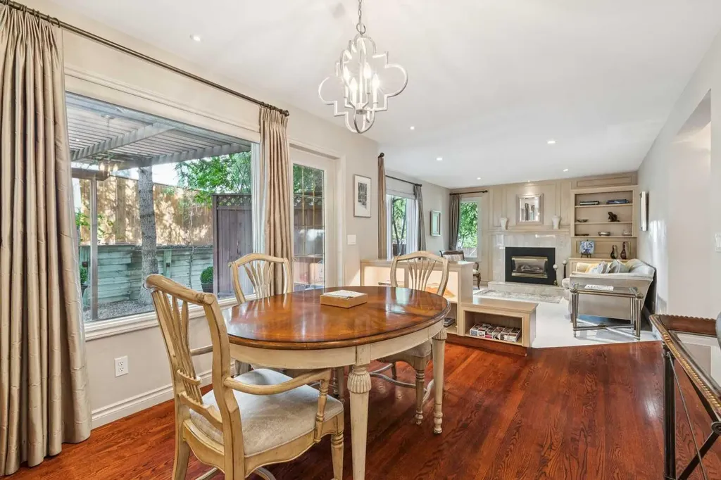 48 Patterson Mews SW Calgary AB T3H 2C6