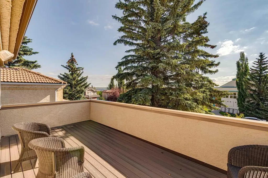 48 Patterson Mews SW Calgary AB T3H 2C6