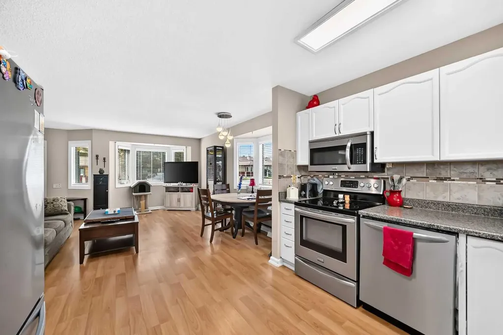 3516 26a Street SE Calgary AB T2B3G8