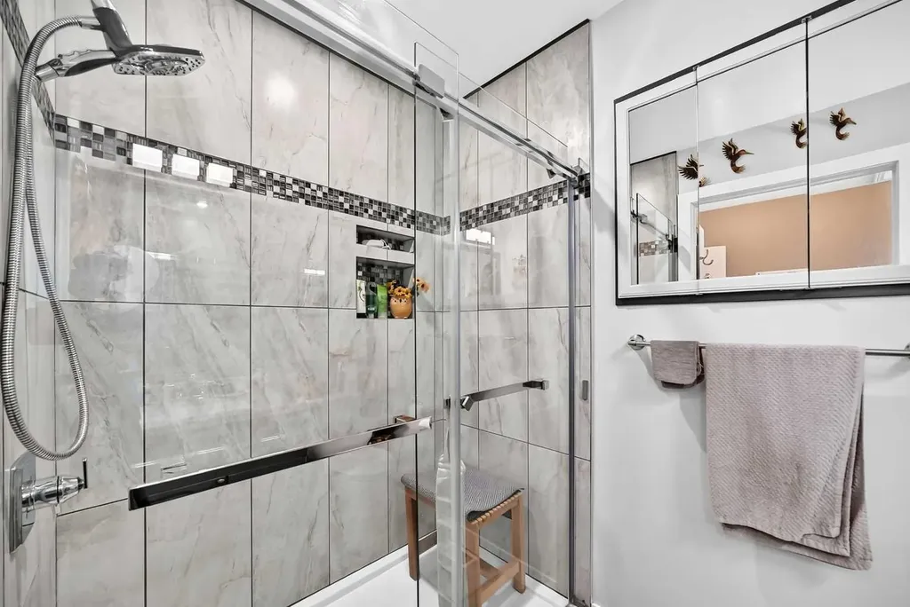 3516 26a Street SE Calgary AB T2B3G8
