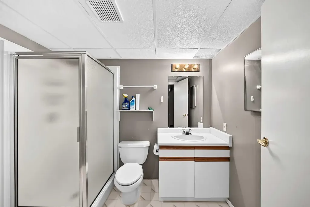 3516 26a Street SE Calgary AB T2B3G8