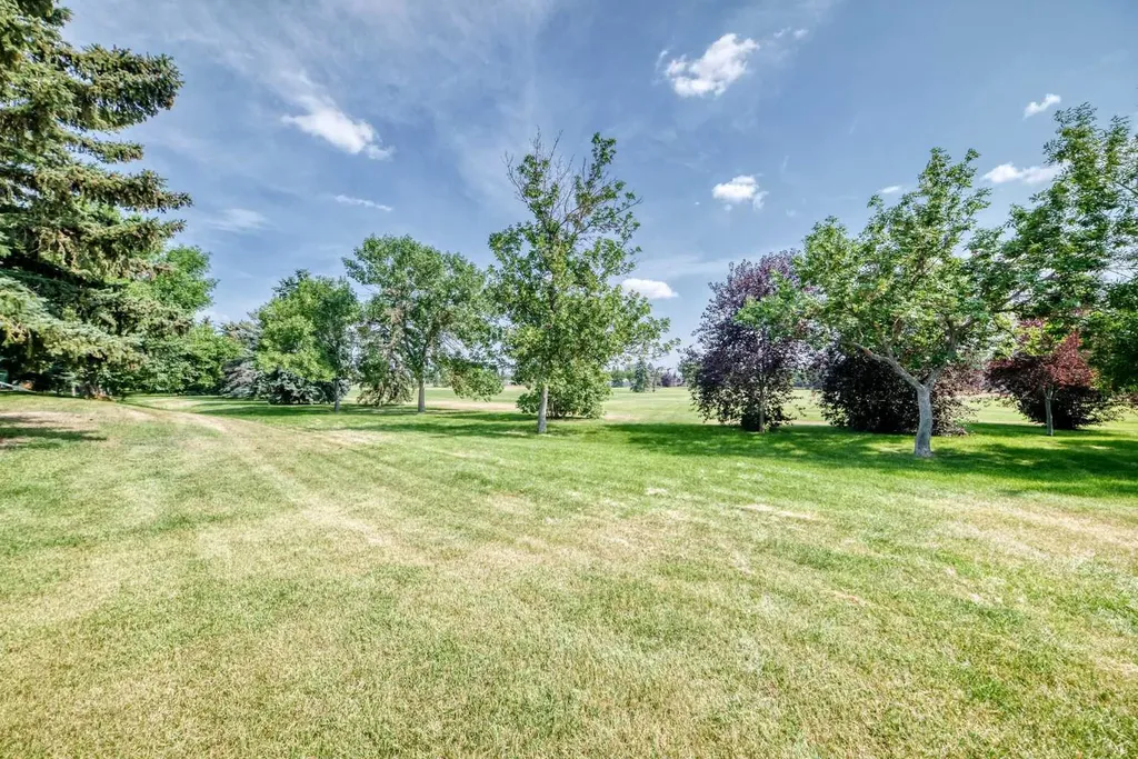 3516 26a Street SE Calgary AB T2B3G8