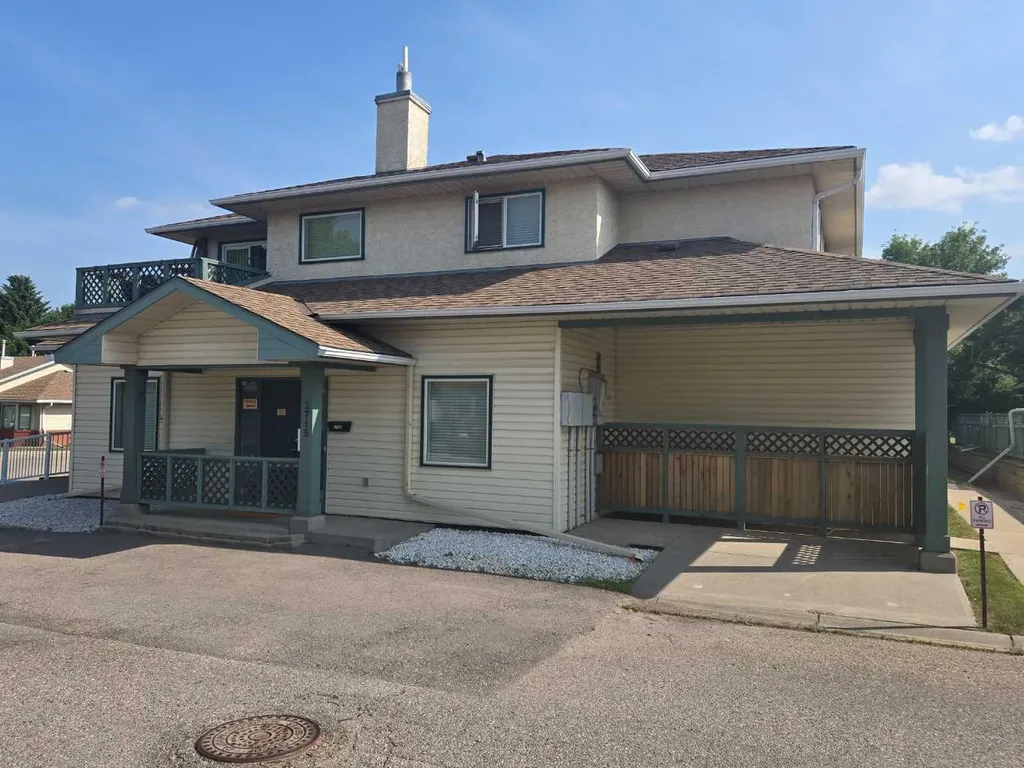 3516 26a Street SE Calgary AB T2B3G8