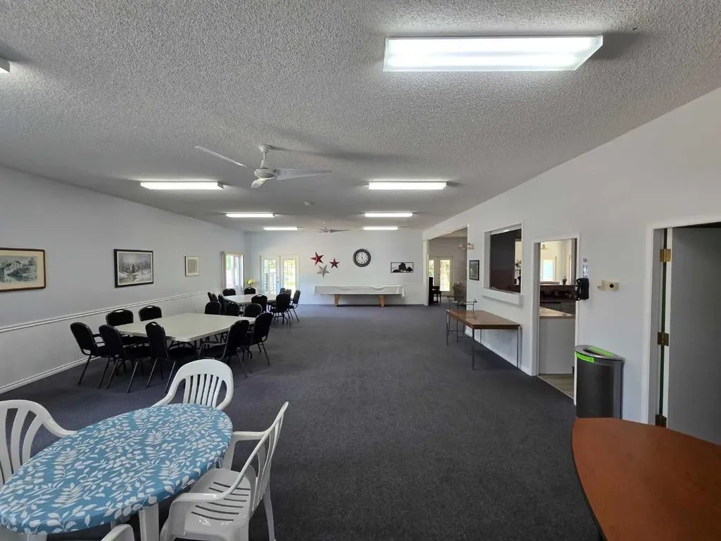 3516 26a Street SE Calgary AB T2B3G8