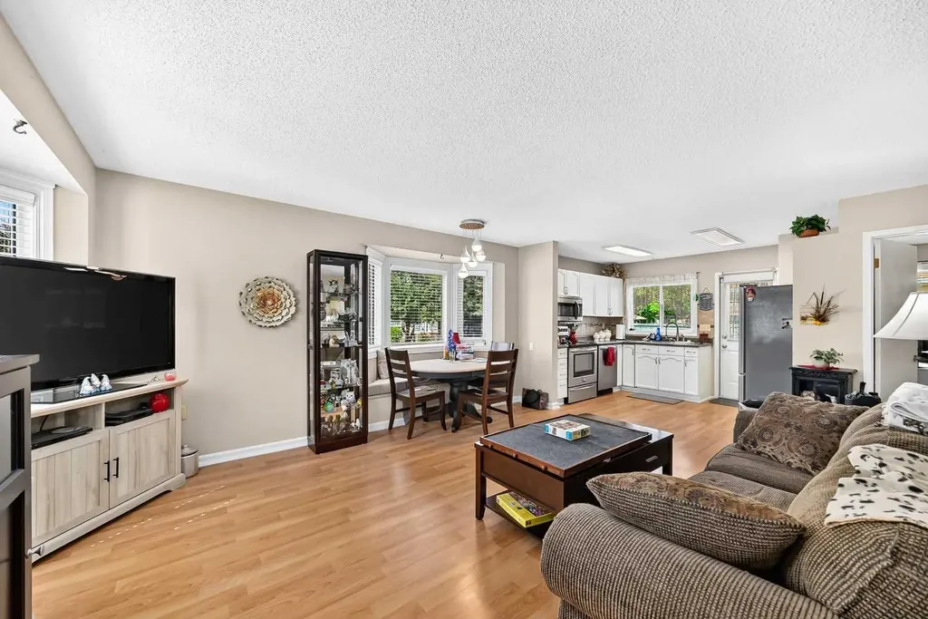 3516 26a Street SE Calgary AB T2B3G8