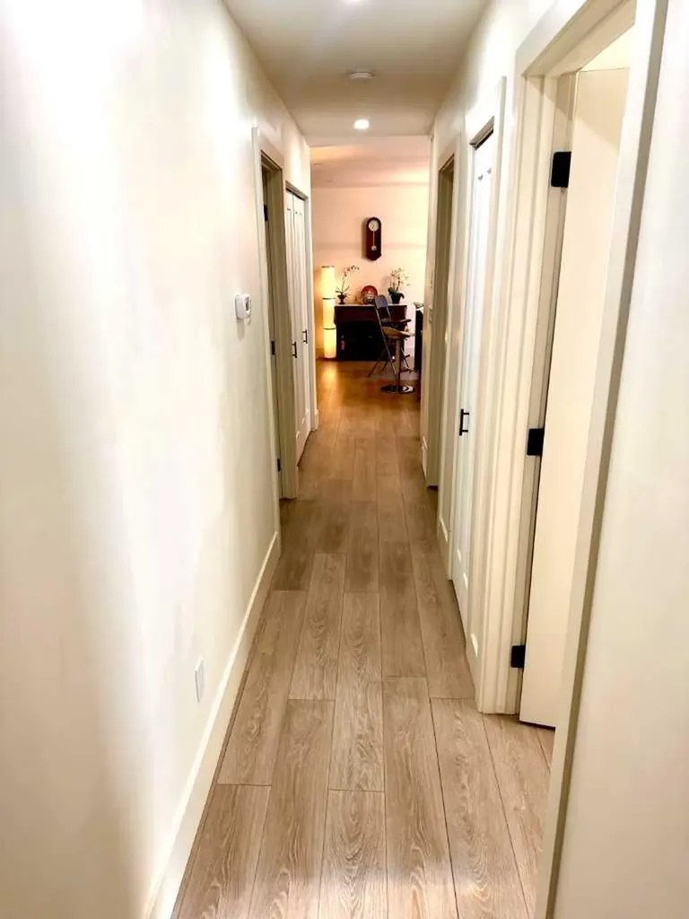 21 Cawder Drive NW Calgary AB T2L0L8