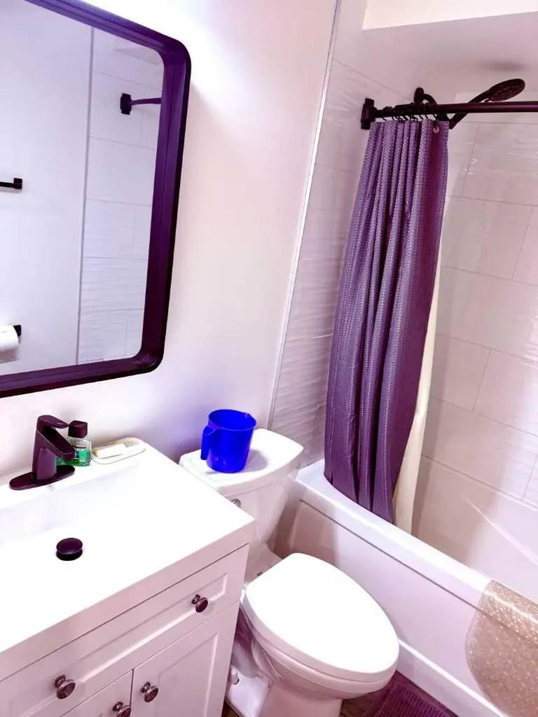 21 Cawder Drive NW Calgary AB T2L0L8