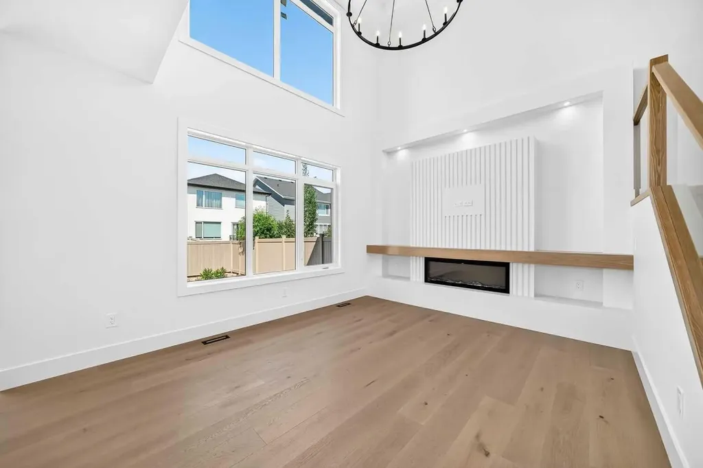 107 West Grove Gate SW Calgary AB T3H1Z4