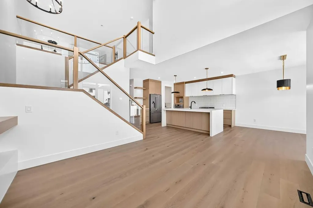 107 West Grove Gate SW Calgary AB T3H1Z4