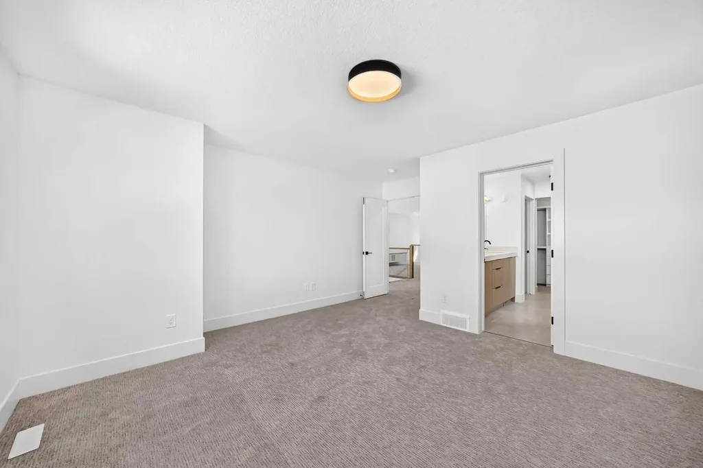 107 West Grove Gate SW Calgary AB T3H1Z4