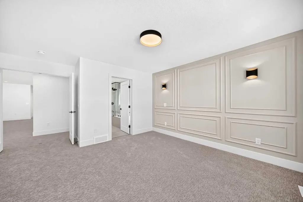 107 West Grove Gate SW Calgary AB T3H1Z4