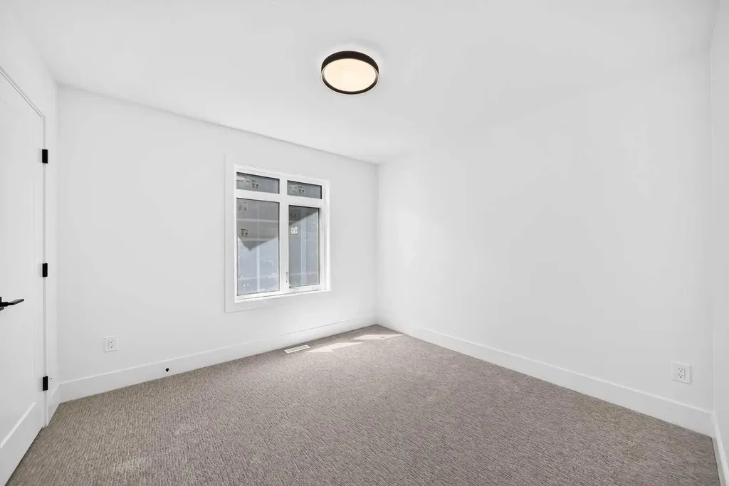 107 West Grove Gate SW Calgary AB T3H1Z4