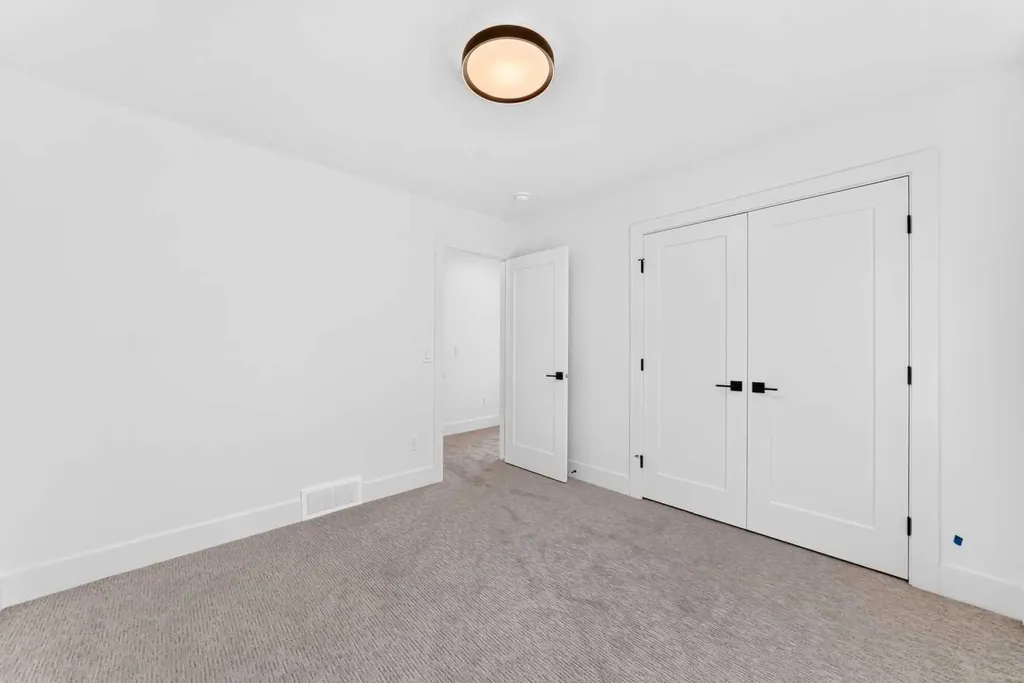 107 West Grove Gate SW Calgary AB T3H1Z4
