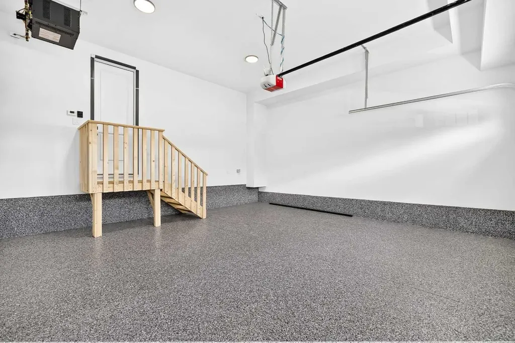 107 West Grove Gate SW Calgary AB T3H1Z4
