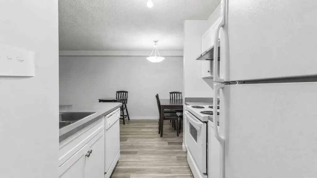 5555 Falsbridge Drive NE Calgary AB T3J3E8