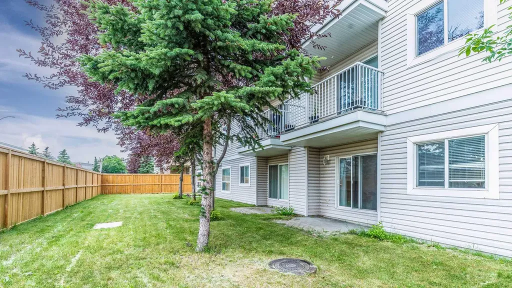 5555 Falsbridge Drive NE Calgary AB T3J3E8
