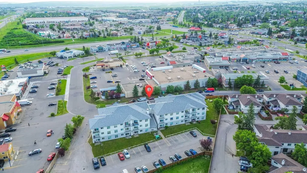 5555 Falsbridge Drive NE Calgary AB T3J3E8