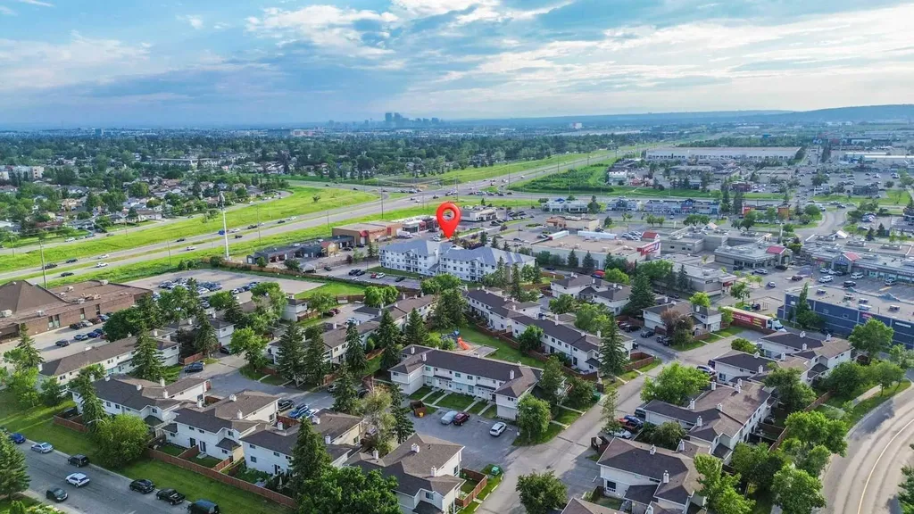 5555 Falsbridge Drive NE Calgary AB T3J3E8