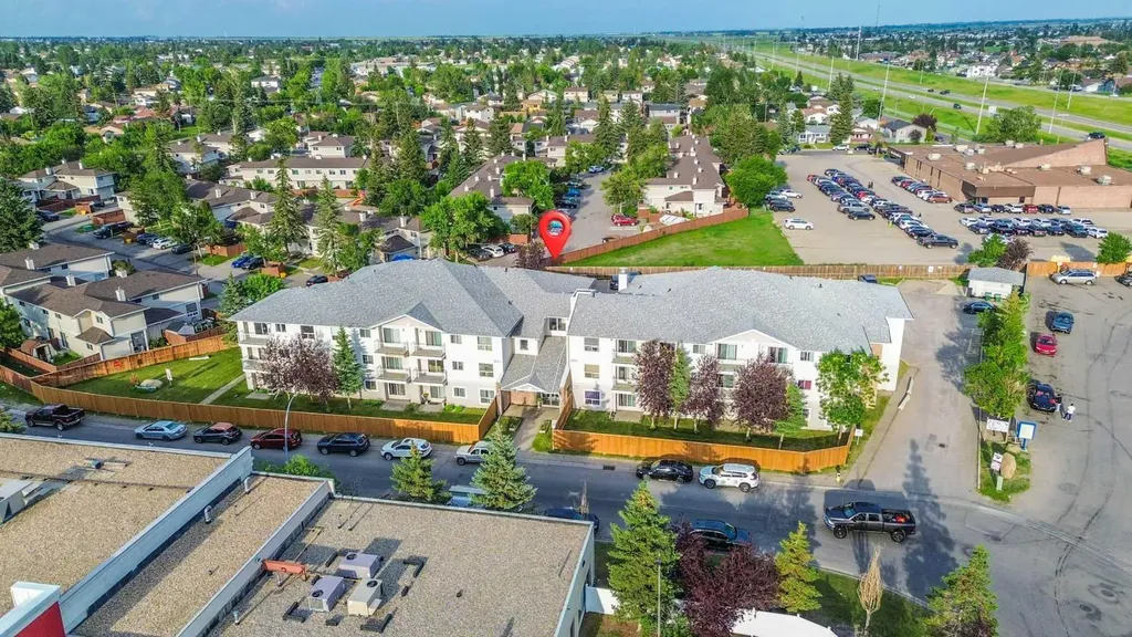 5555 Falsbridge Drive NE Calgary AB T3J3E8