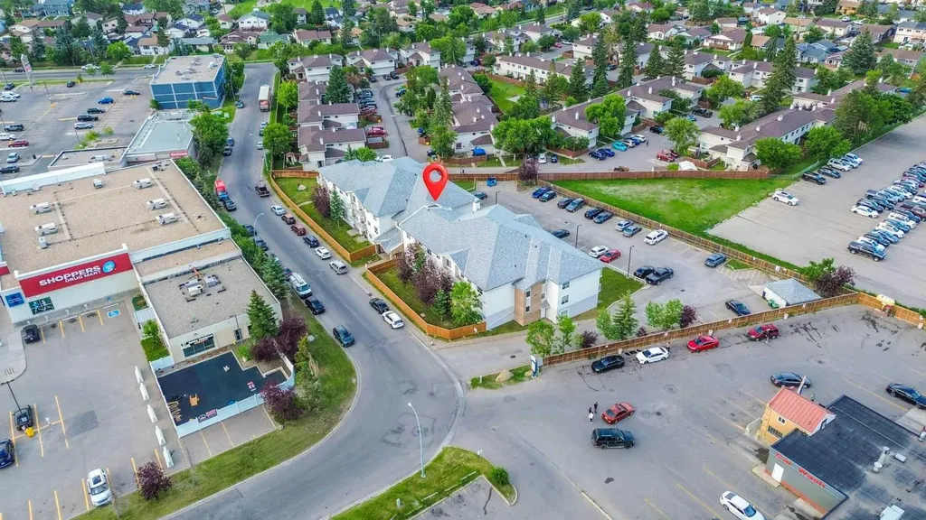 5555 Falsbridge Drive NE Calgary AB T3J3E8