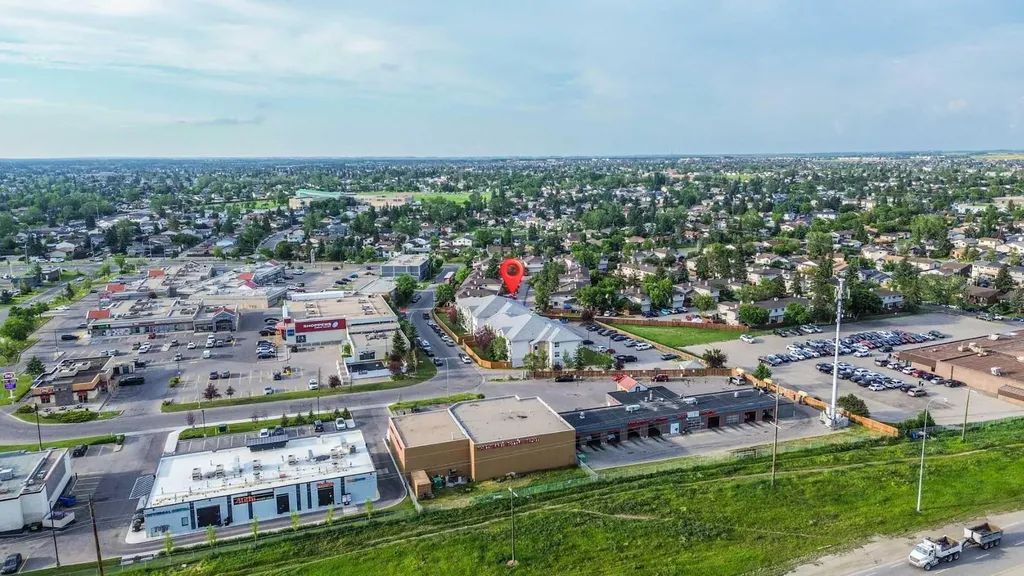 5555 Falsbridge Drive NE Calgary AB T3J3E8