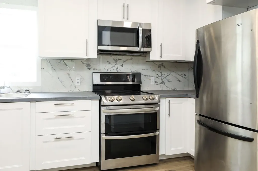 819 5 Street S Lethbridge AB T1J 2C5