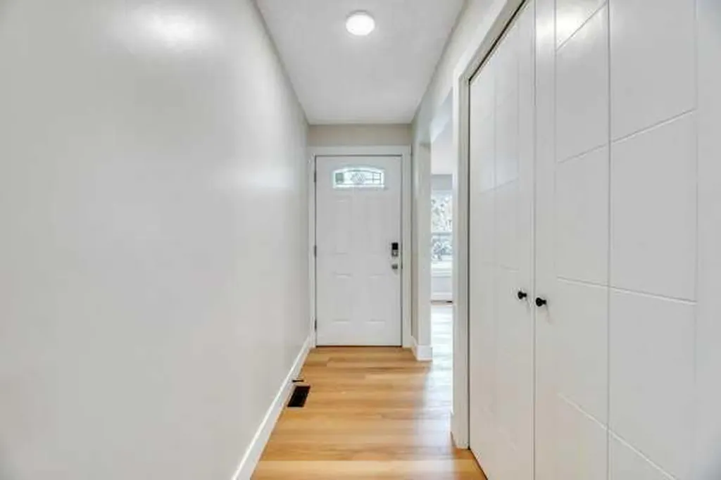 75 Templemont Way NE Calgary AB T1Y 5K8