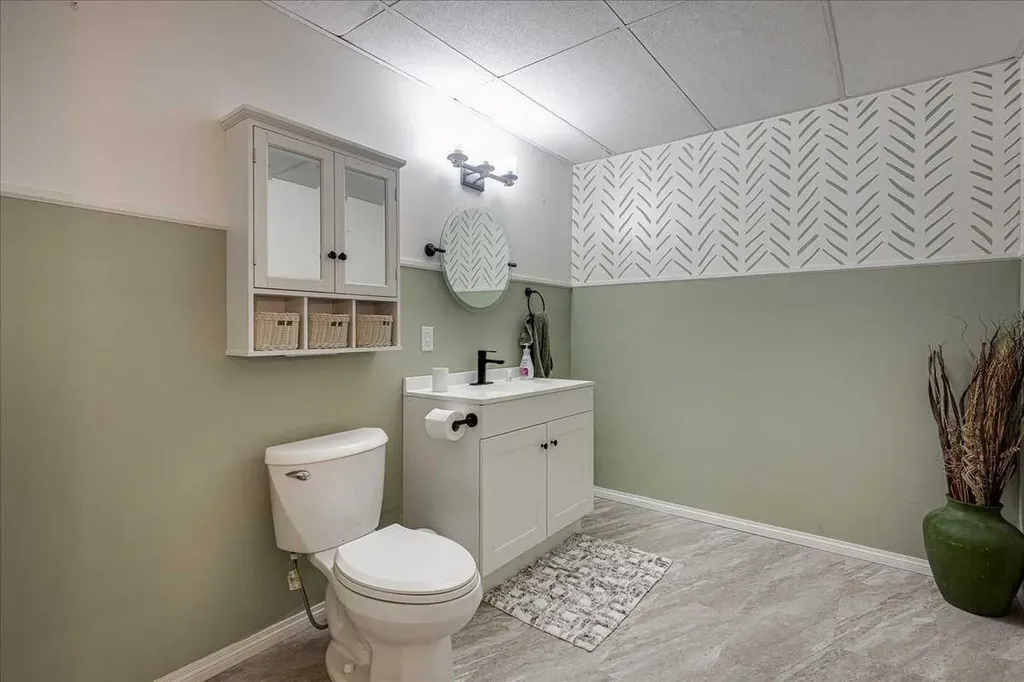 4709 55 Avenue Rimbey AB T0C 2J0