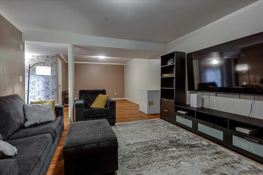 4709 55 Avenue N Rimbey AB T0C 2J0
